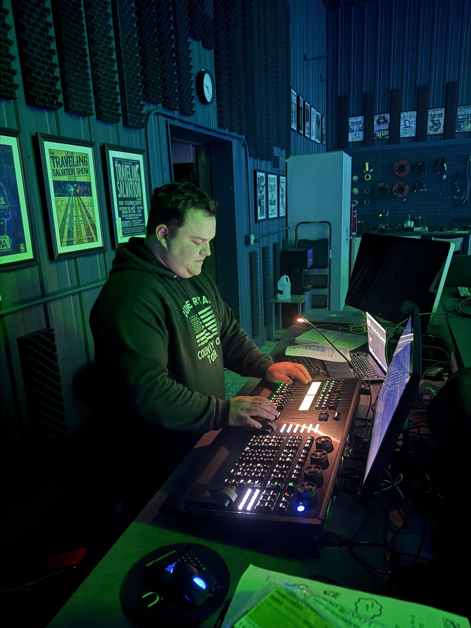 Fake News production image